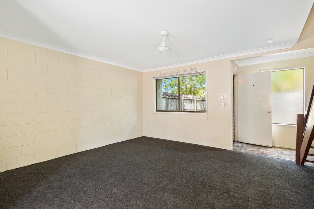 9/9 Salmon Street CANNONVALE 6