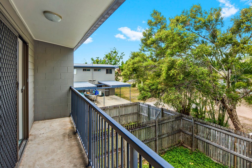 9/9 Salmon Street CANNONVALE 11