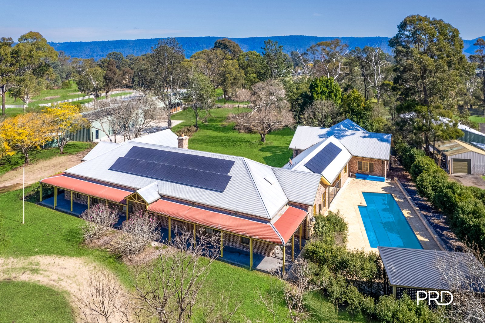 99 Sheredan Road CASTLEREAGH 3