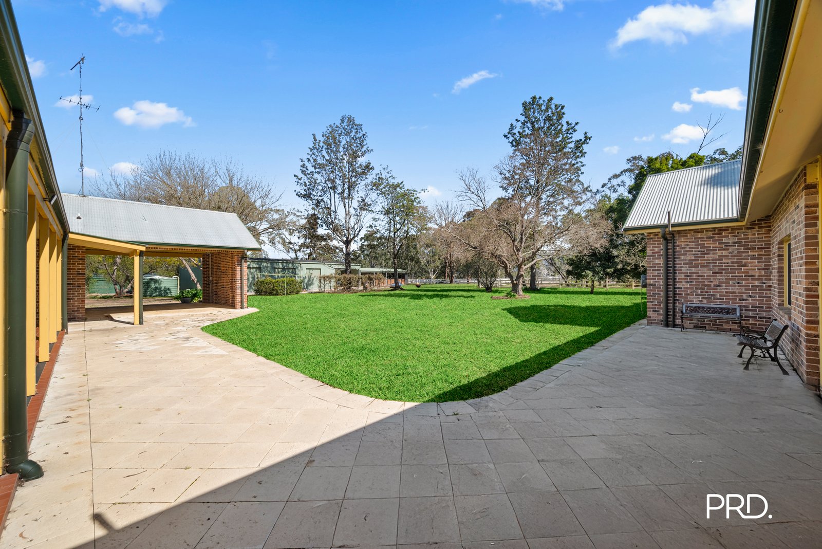 99 Sheredan Road CASTLEREAGH 6