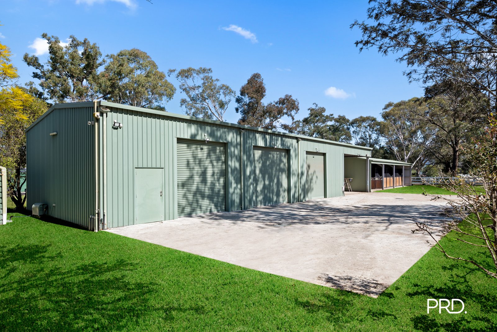 99 Sheredan Road CASTLEREAGH 8