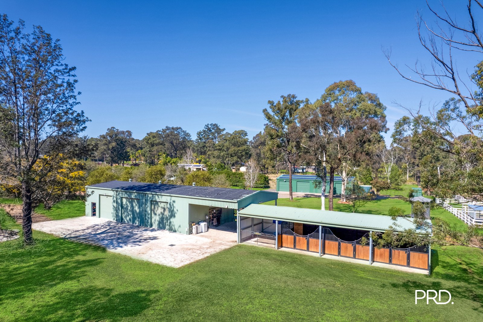 99 Sheredan Road CASTLEREAGH 9