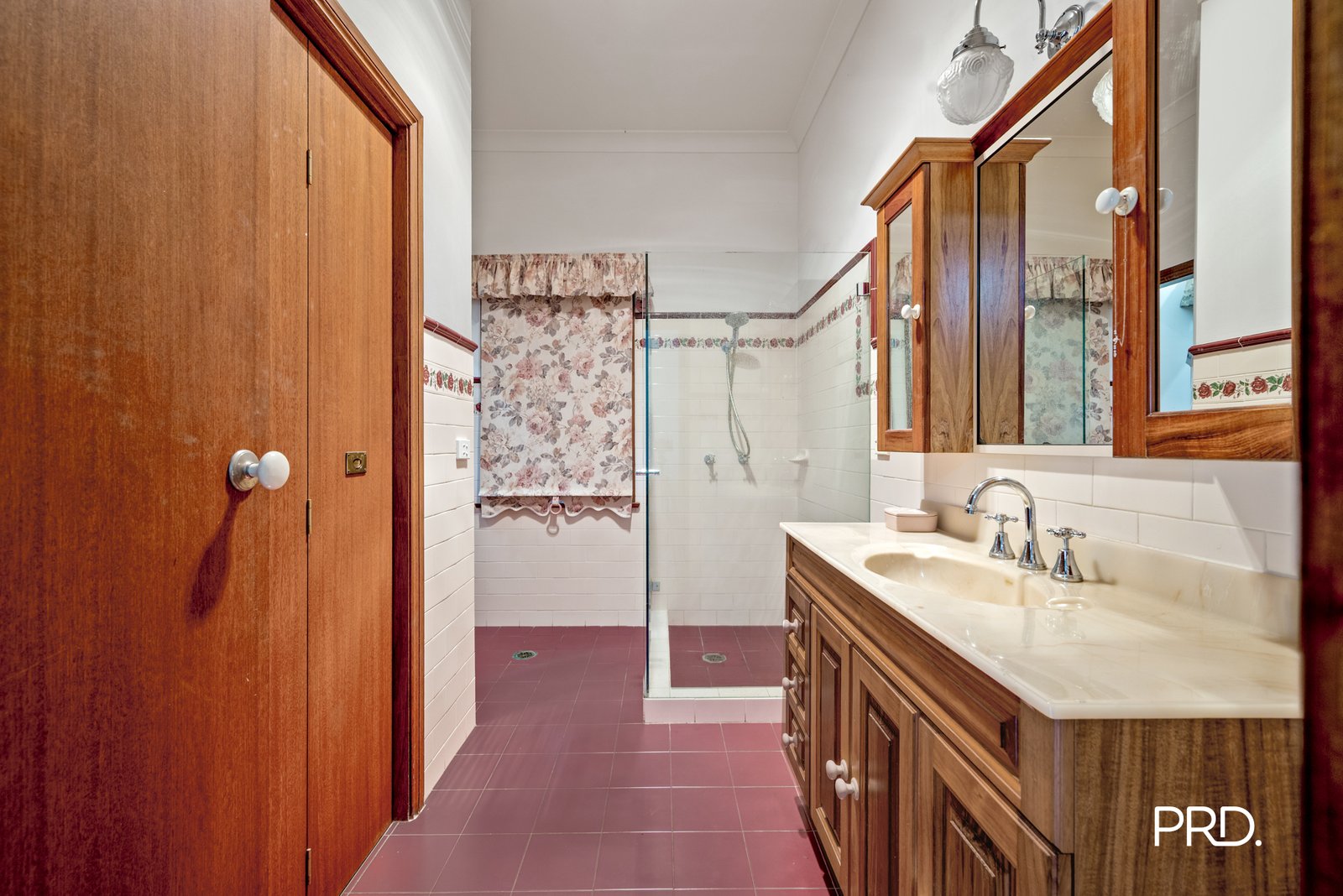 99 Sheredan Road CASTLEREAGH 25