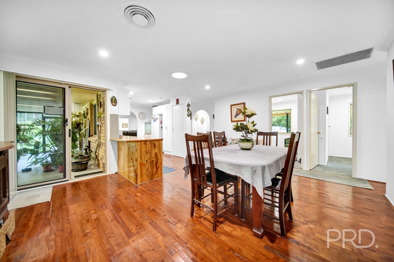 990 BEENLEIGH REDLAND BAY Road CARBROOK 14