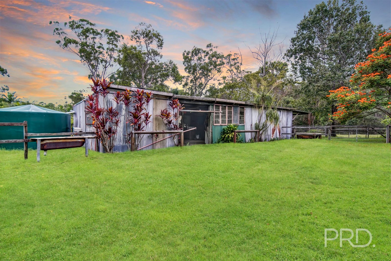 990 BEENLEIGH REDLAND BAY Road CARBROOK 27