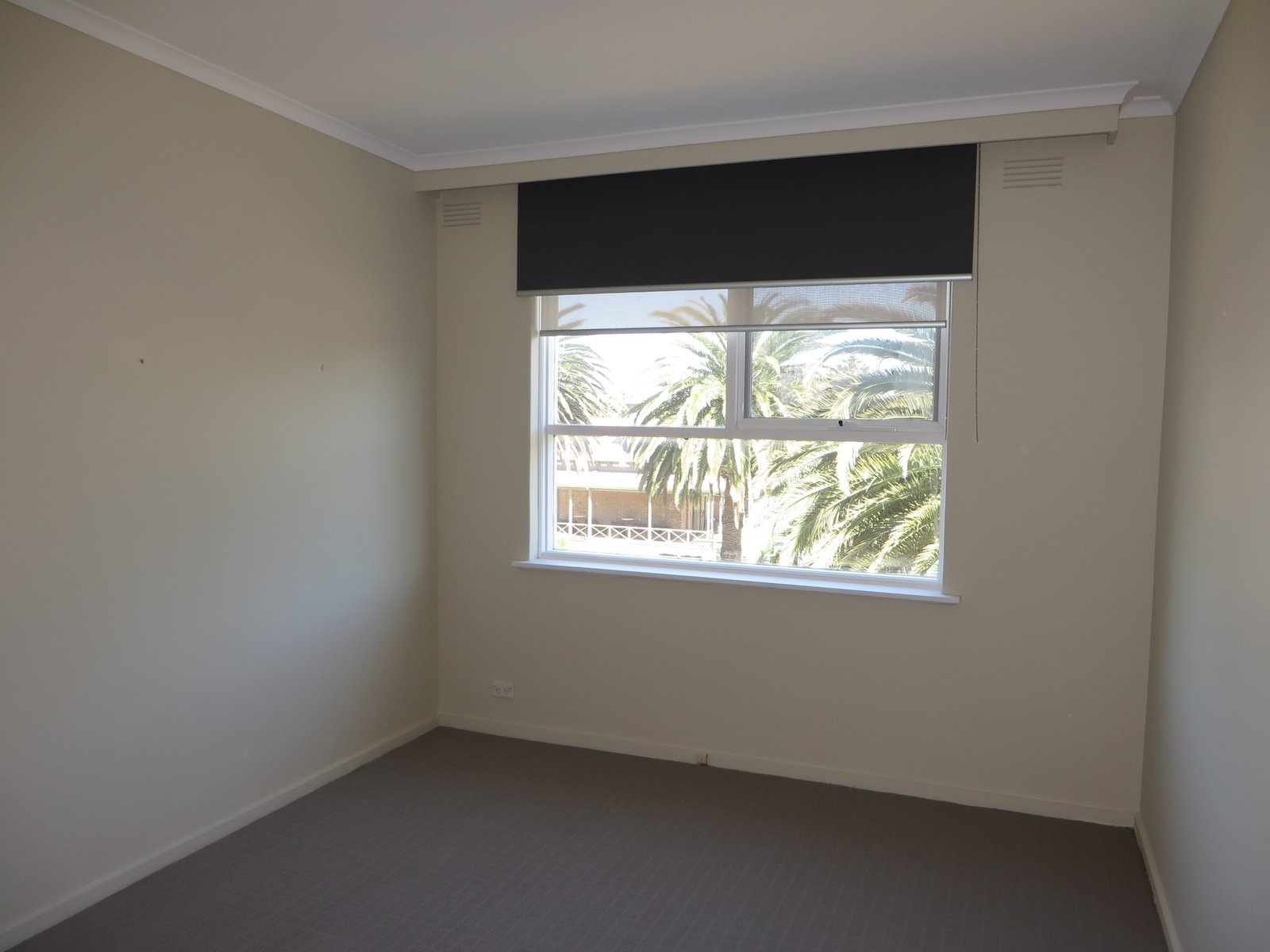 Gallery: 9/91 Beach Road