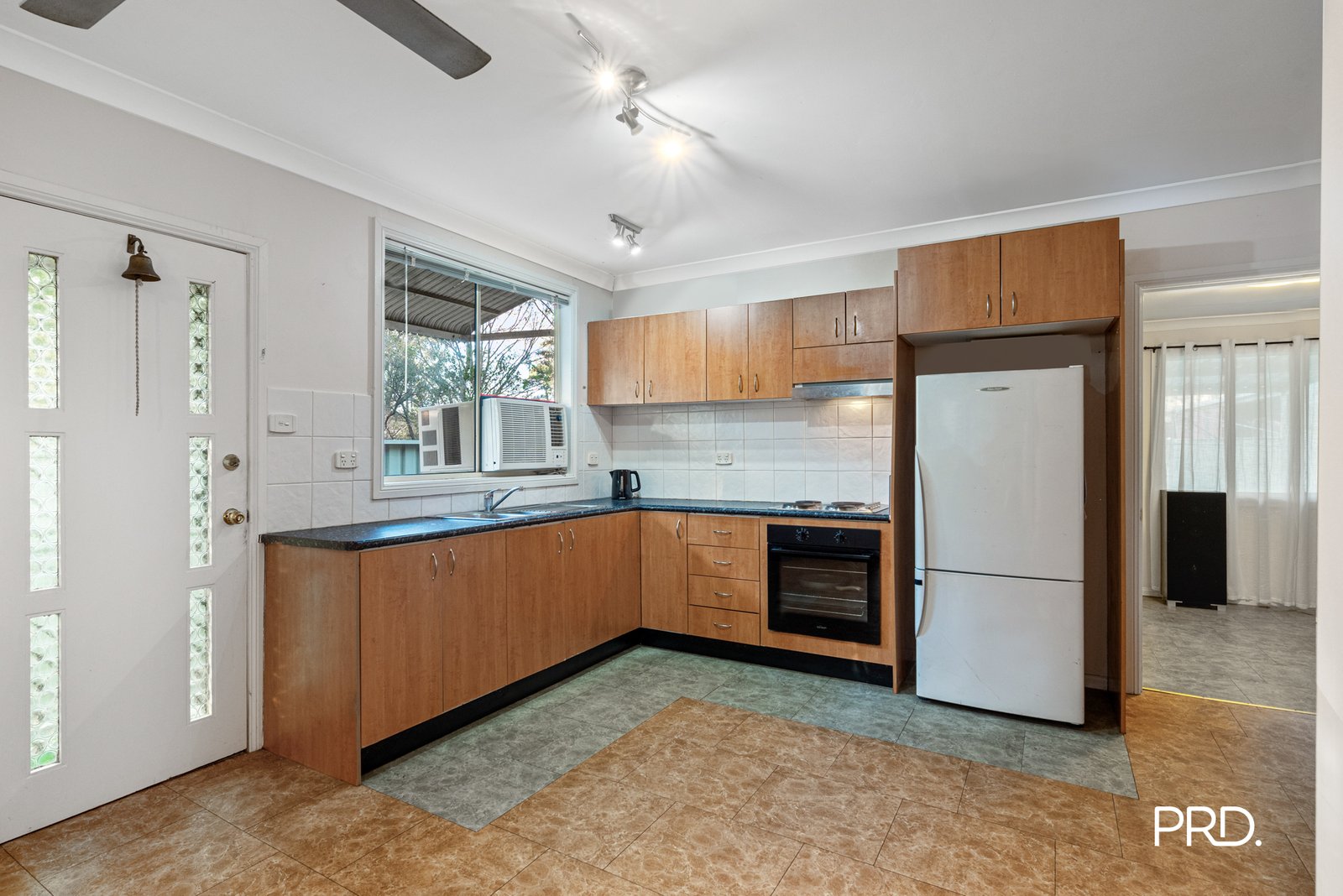 993 & 993A Castlereagh Road CASTLEREAGH 13