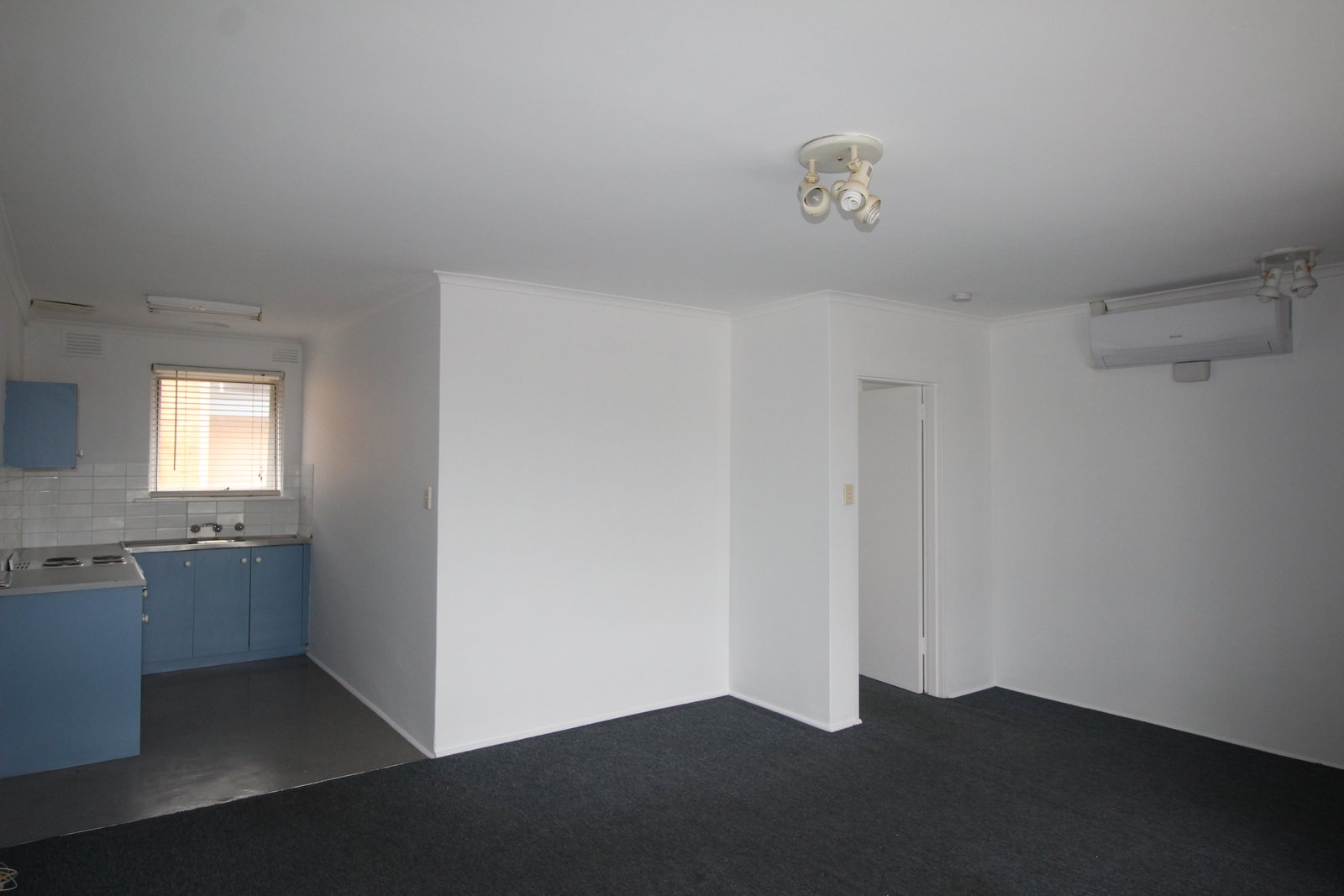 Gallery: 9/94 Beach Road
