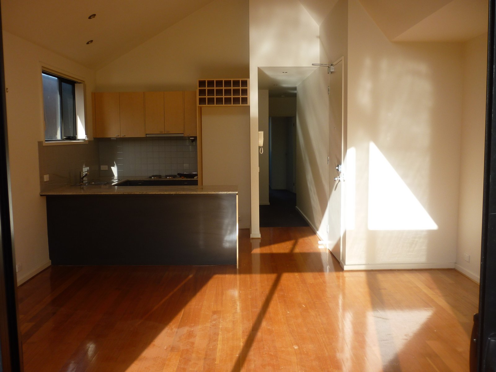 Gallery: 9/95 Highett Road