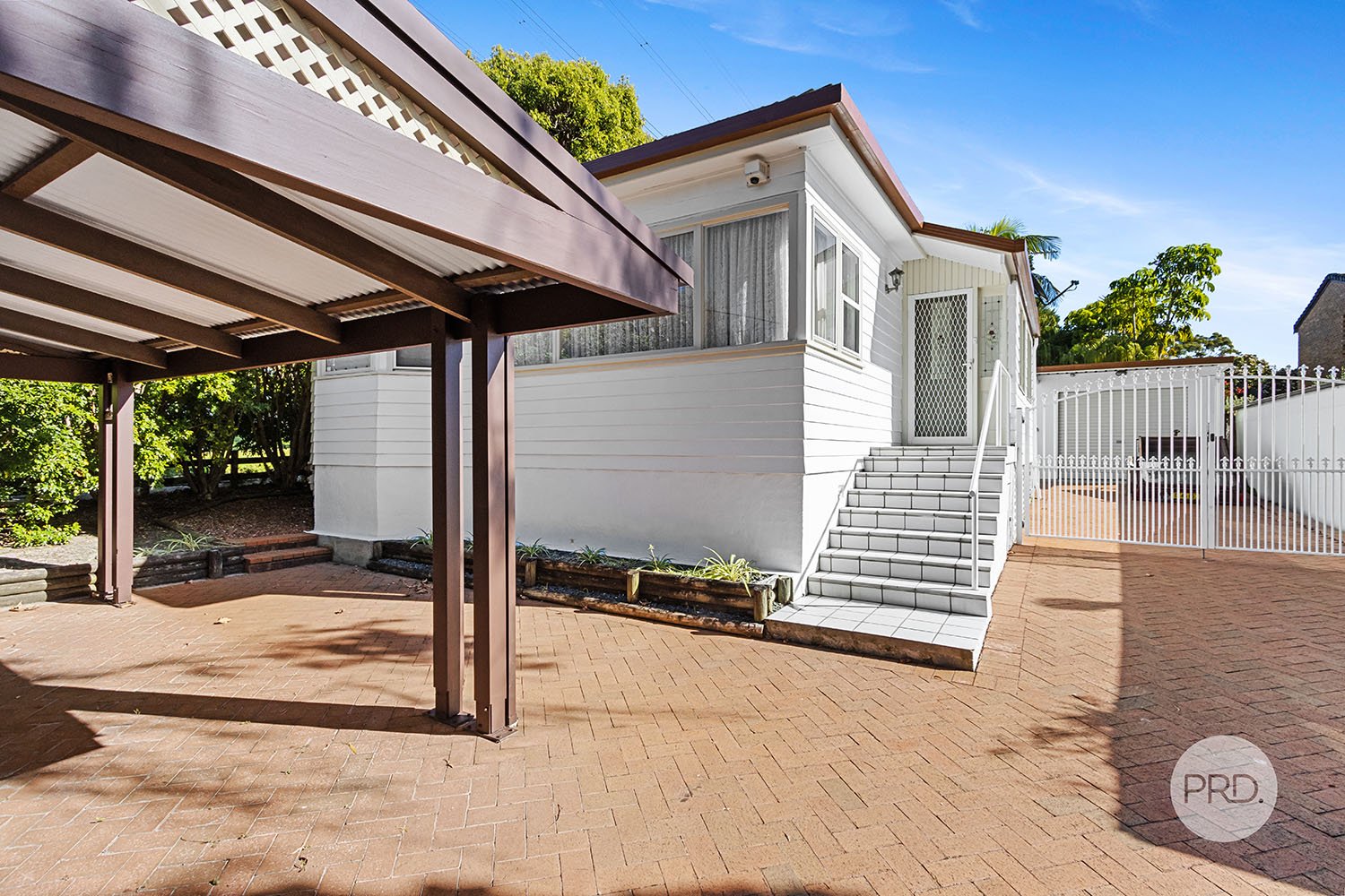 996 Forest Road LUGARNO 5