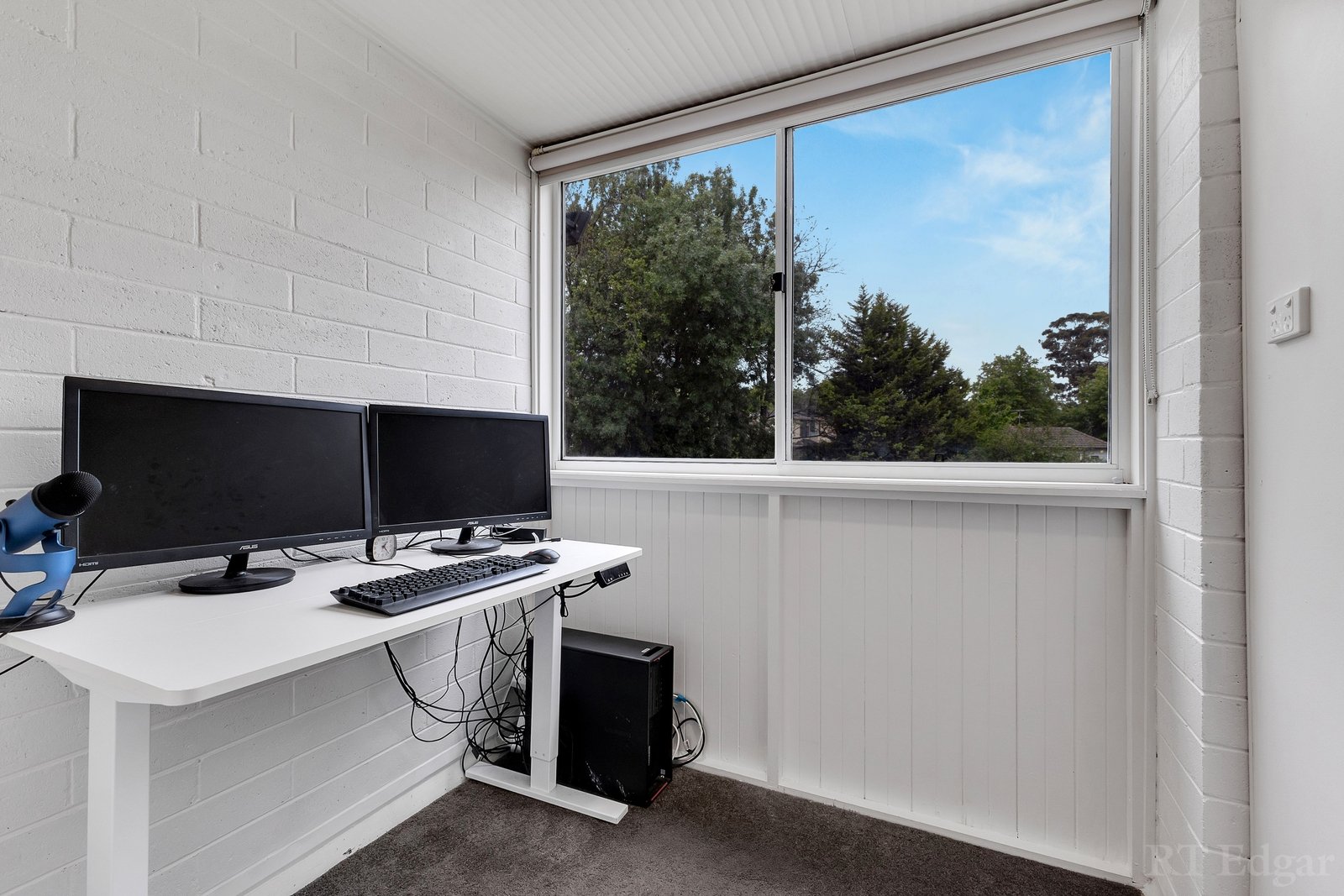 Real Estate and Property in 9/96 Severn Street, Box Hill North, VIC