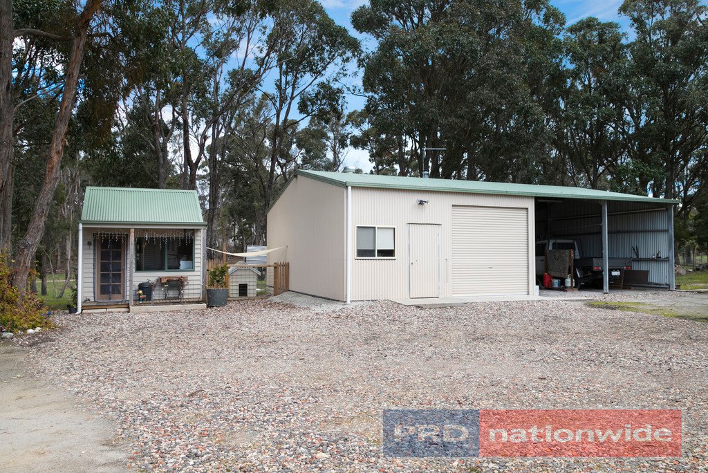 997 Pittong-Snake Valley Road SNAKE VALLEY 9