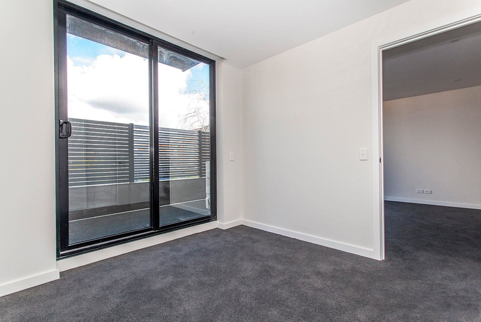 Real Estate and Property in 9/97 Whittens Lane , Doncaster, VIC