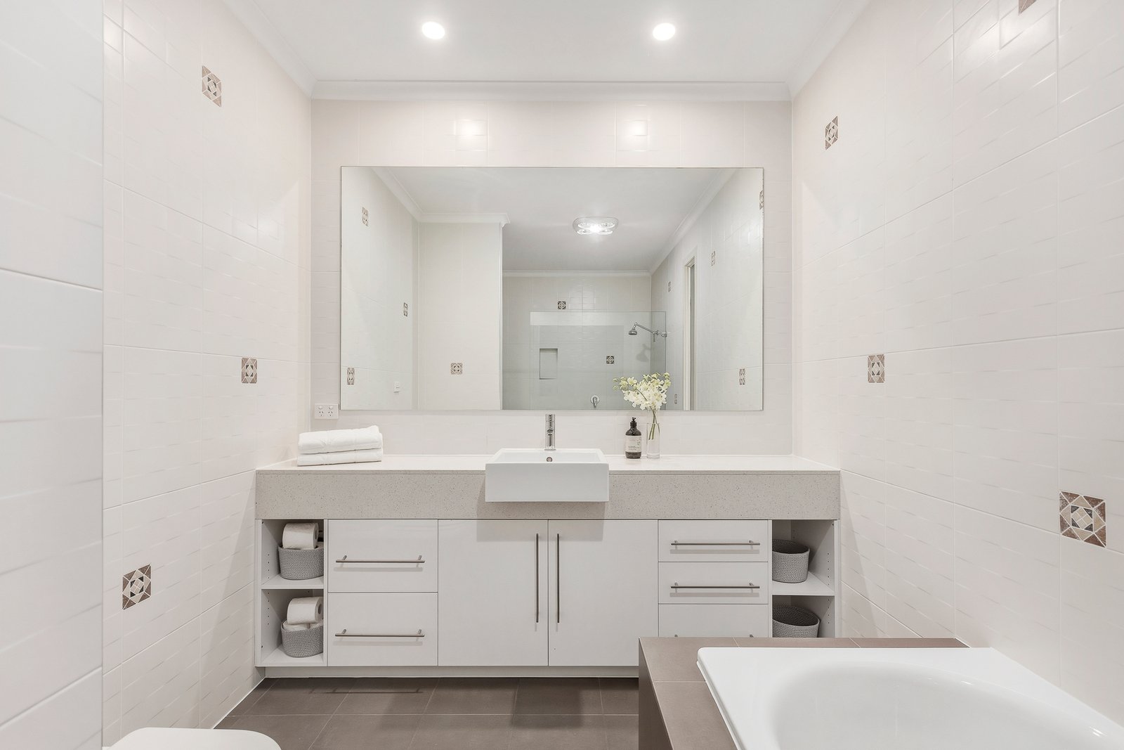 998 Toorak Road, Camberwell, 3124