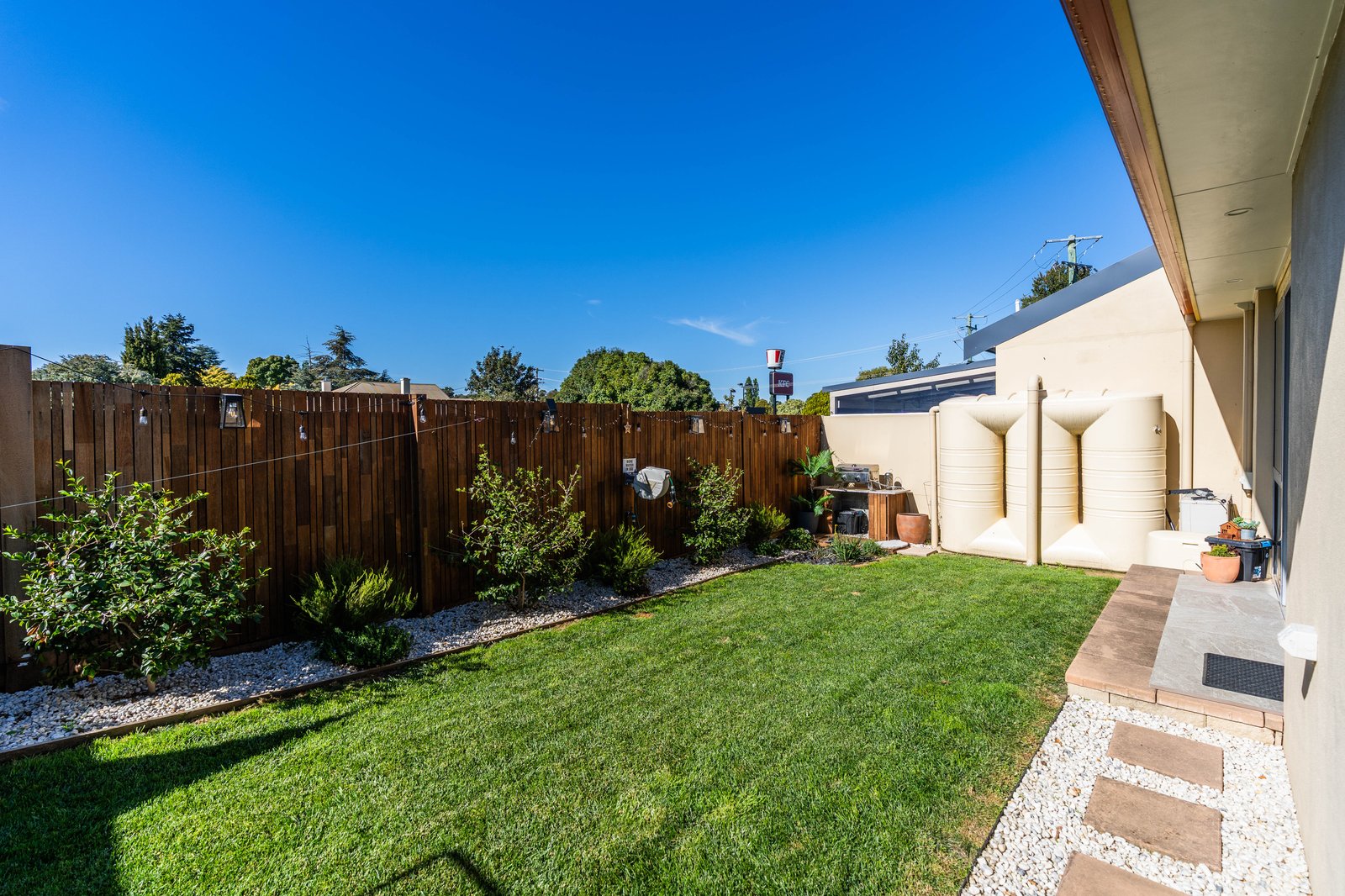 9/99 Bathurst Road ORANGE 16