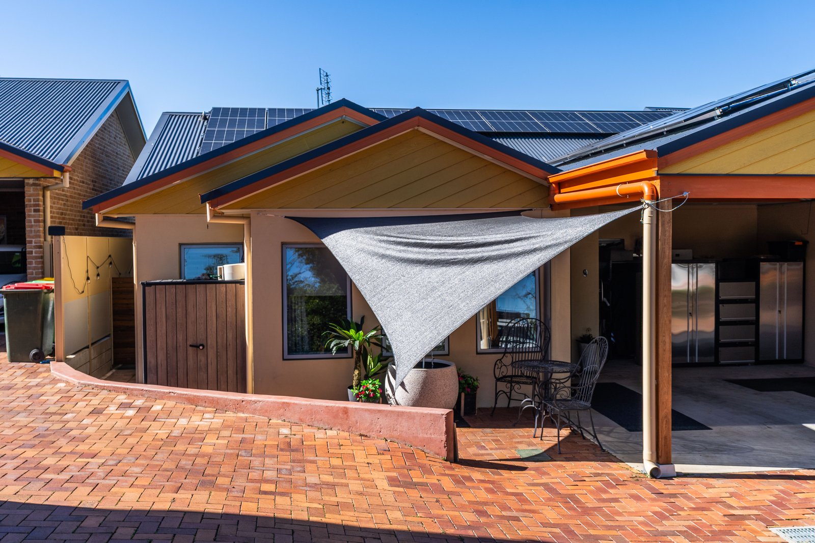 9/99 Bathurst Road ORANGE 18