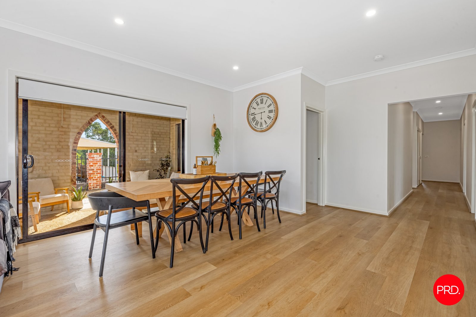 99A High Street TARADALE 8