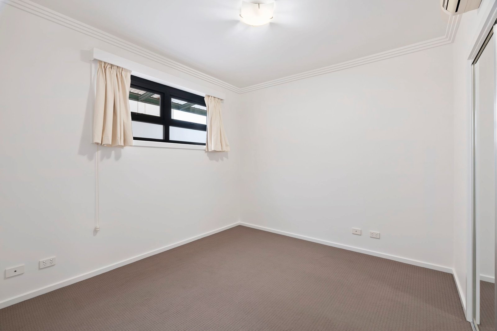 Real Estate and Property in 99B/115 Neerim Road, Glen Huntly, VIC