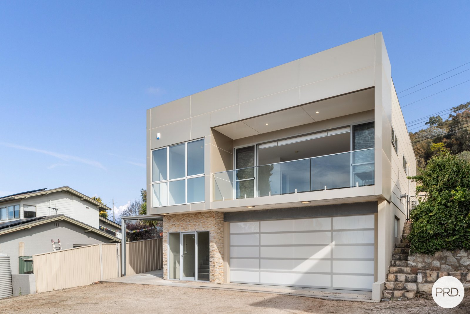 9A Barrow Place LYONS 1