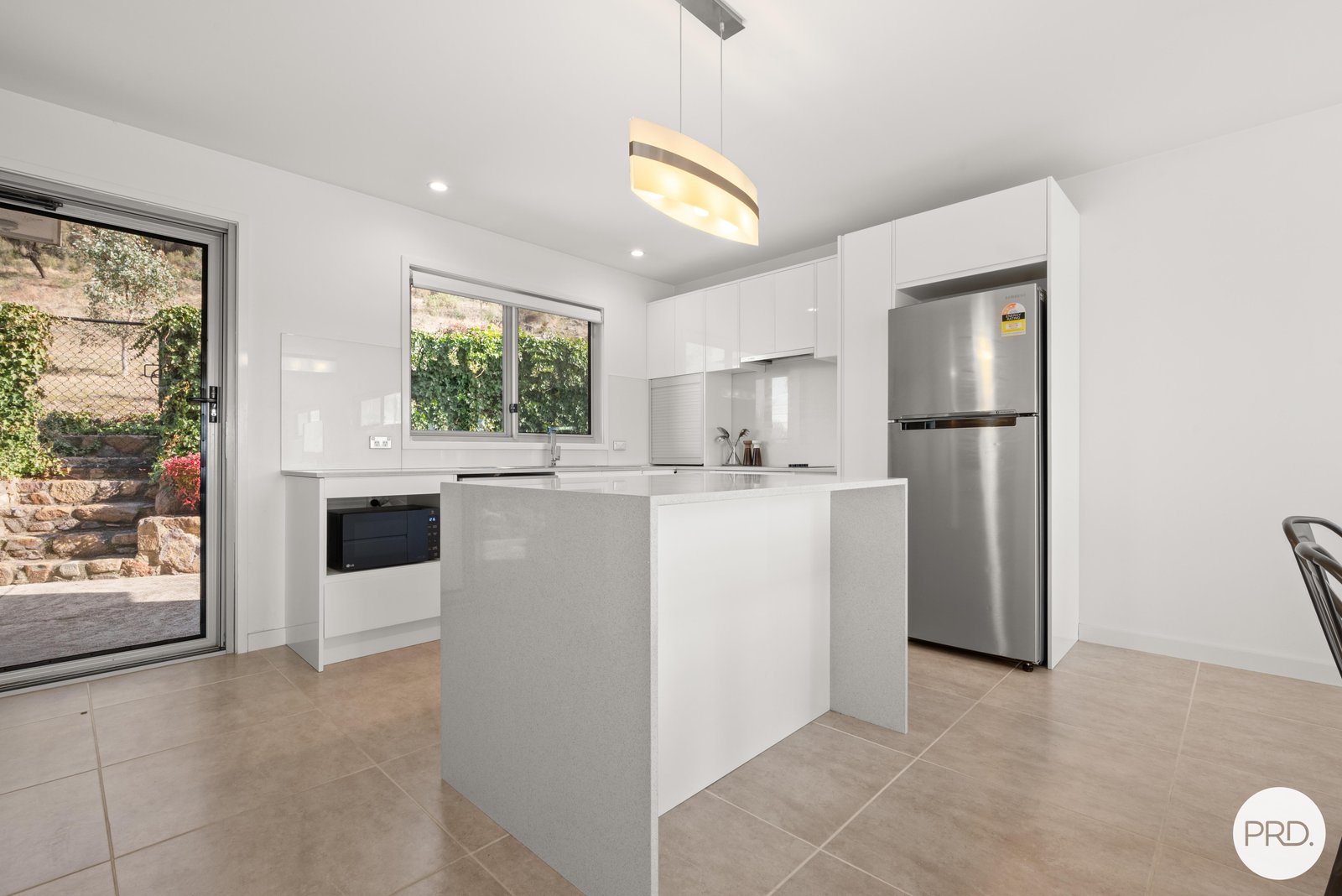 9A Barrow Place LYONS 3