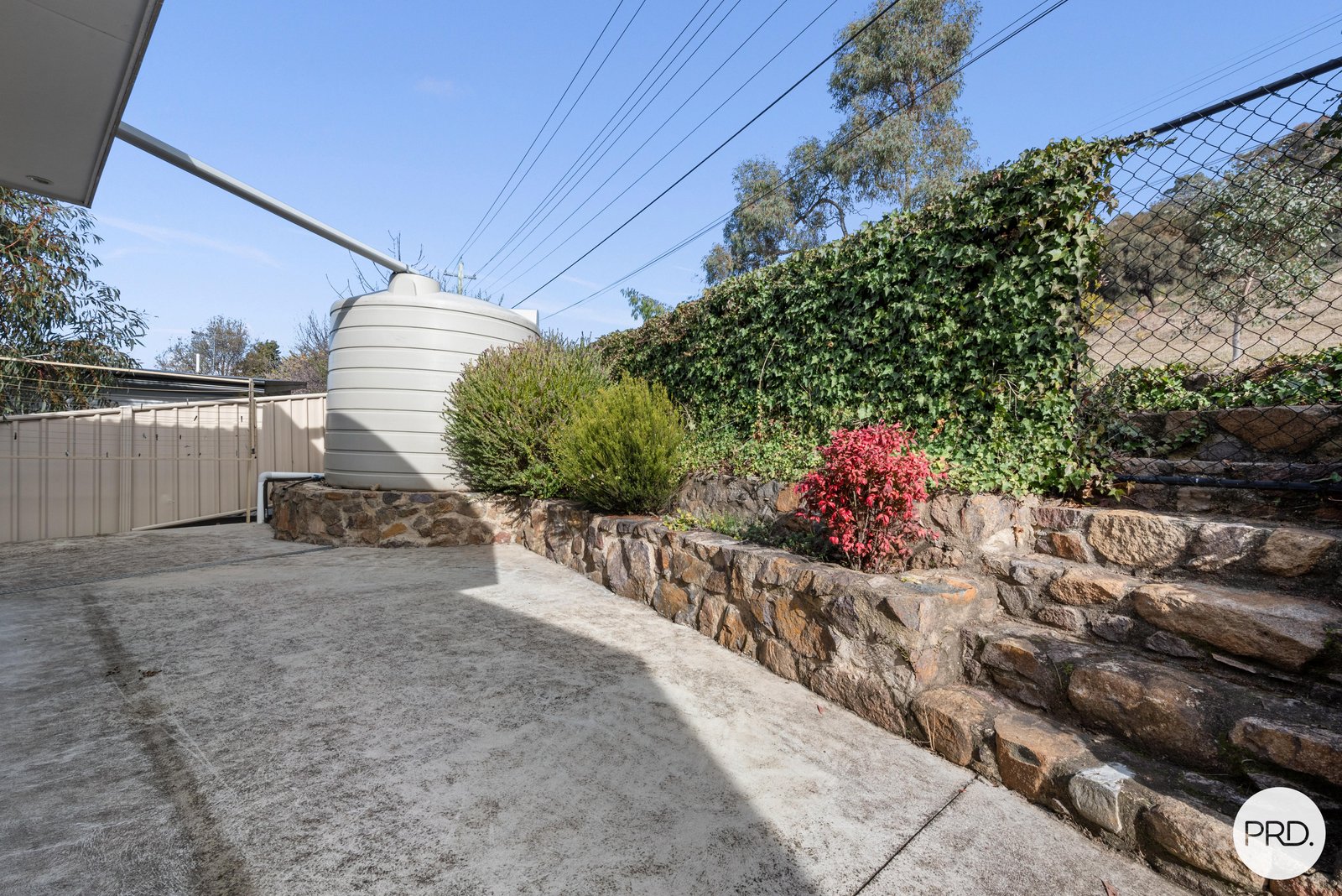 9A Barrow Place LYONS 23