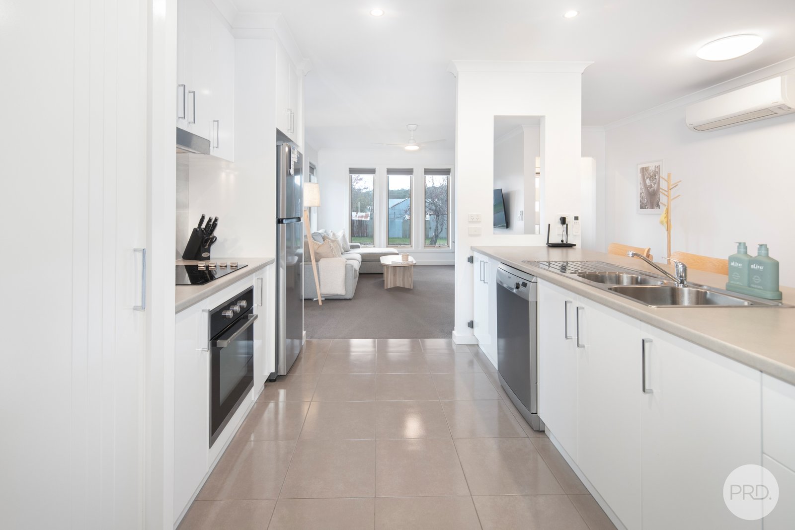 9A Becker Street BEAUFORT 5