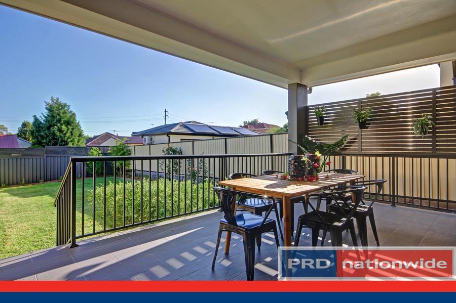 9A Blackshaw Avenue MORTDALE 12