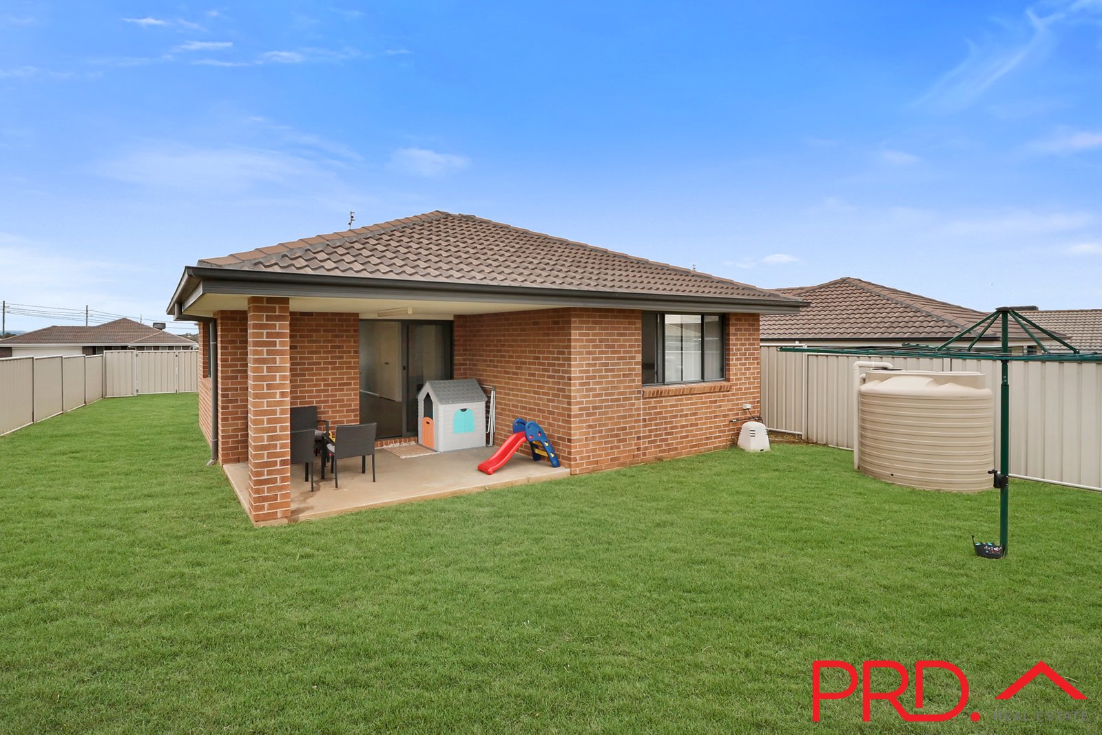 9a Brushbox Grove TAMWORTH 13