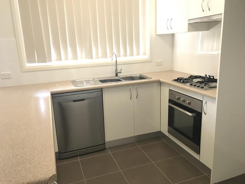 9a Brushbox Grove TAMWORTH 2