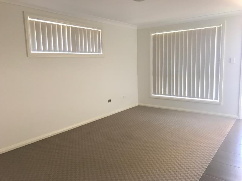 9a Brushbox Grove TAMWORTH 3