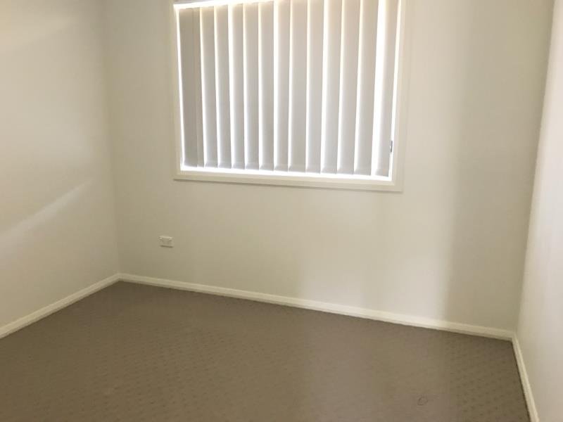 9a Brushbox Grove TAMWORTH 5