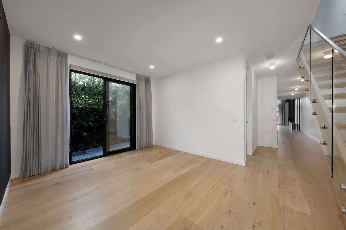 Gallery: 9A Cecil Street