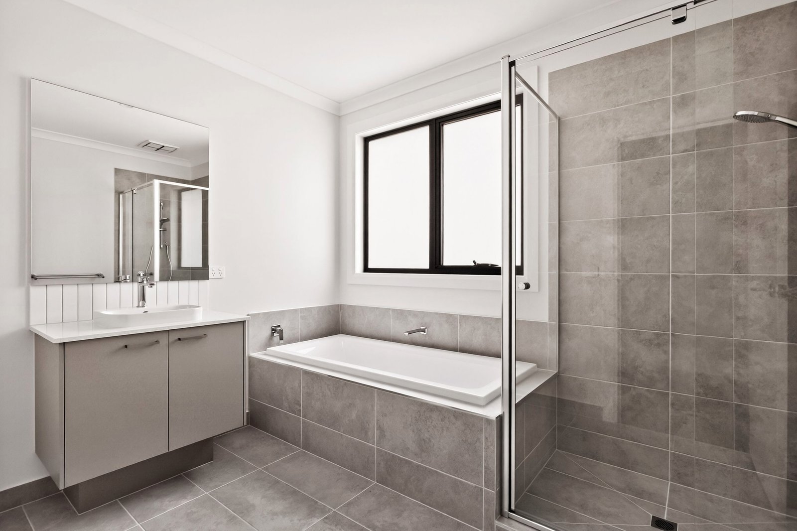 Real Estate and Property in 9a Coates Street, Bentleigh, VIC