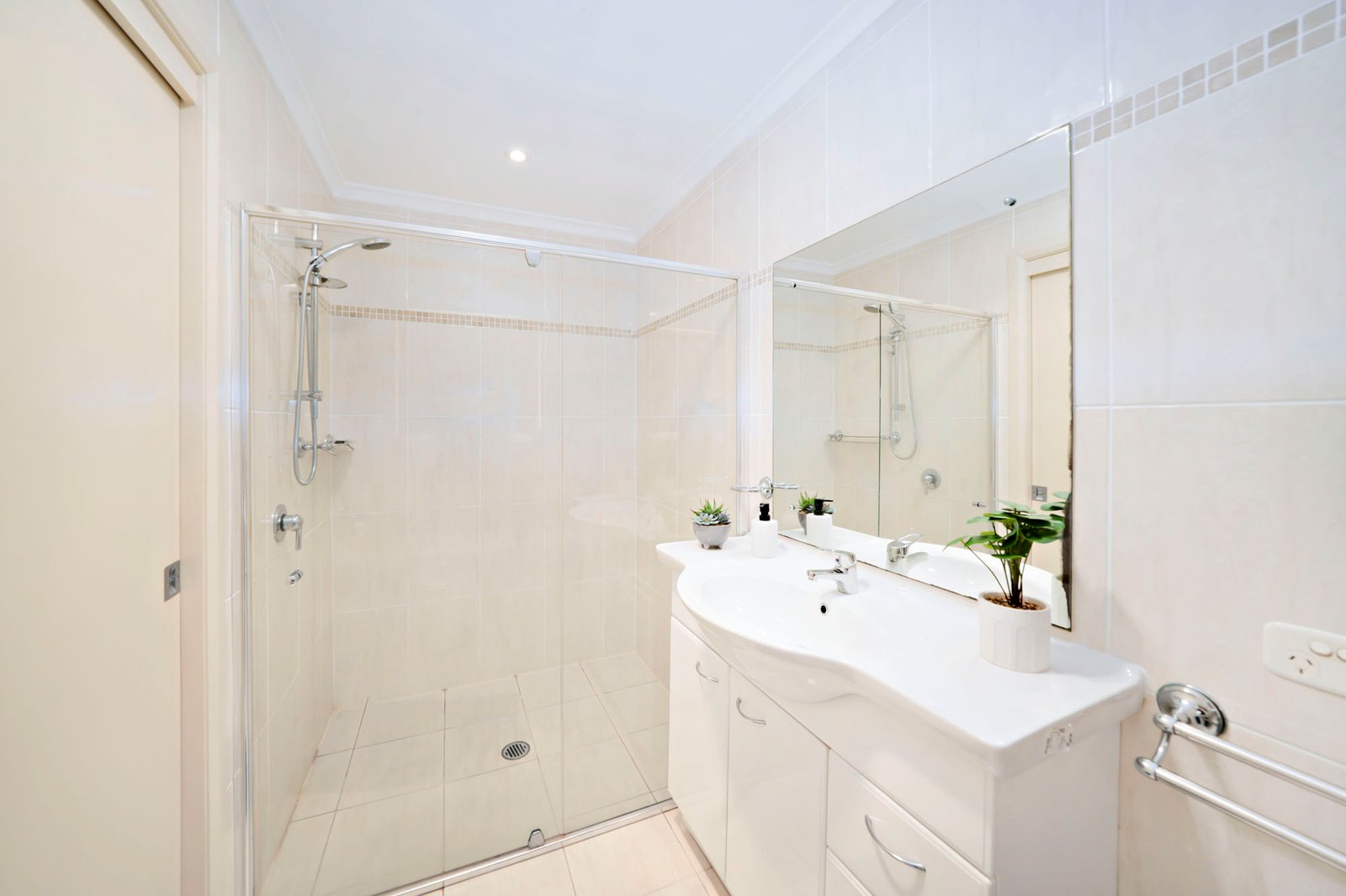 9A Jackson Close SALAMANDER BAY 7