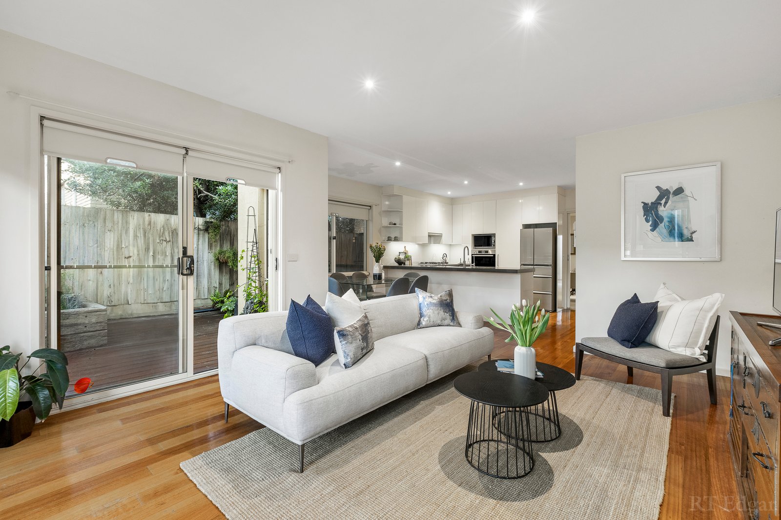 Real Estate and Property in 9A James Street, Mordialloc, VIC