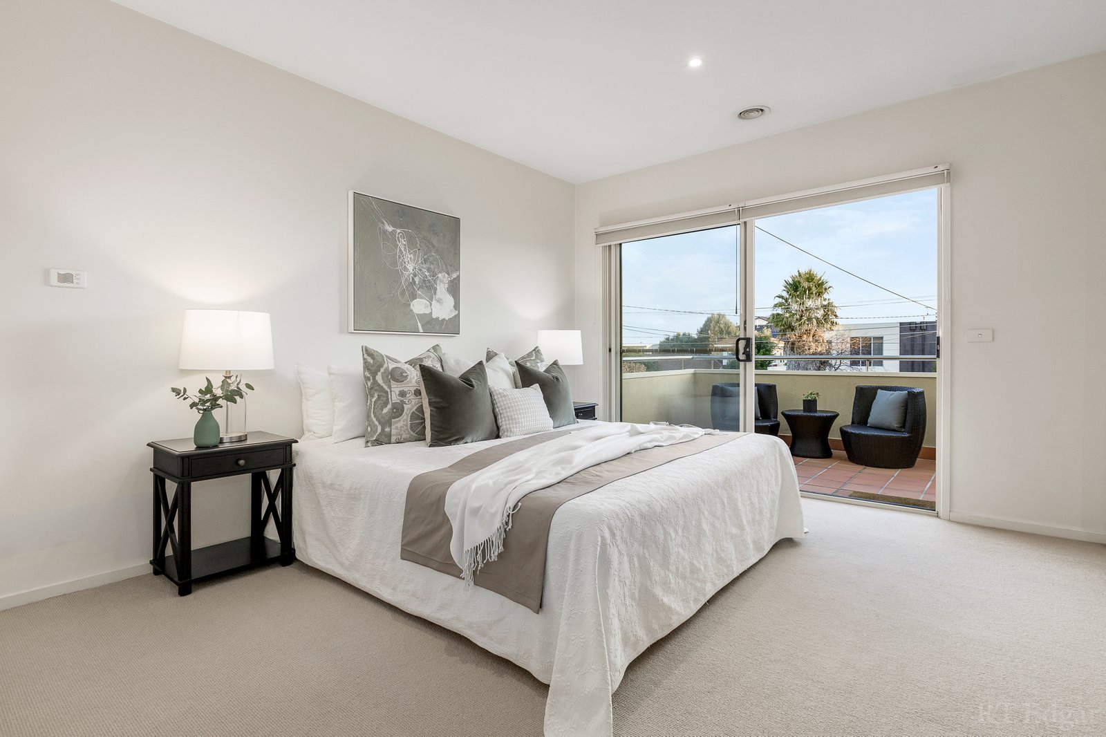 Real Estate and Property in 9A James Street, Mordialloc, VIC