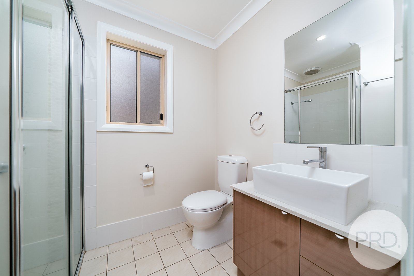 9A John Street KOORINGAL 7