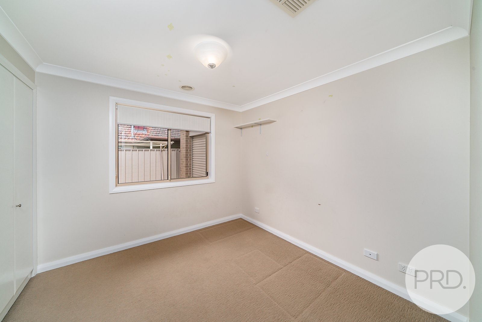 9A John Street KOORINGAL 8