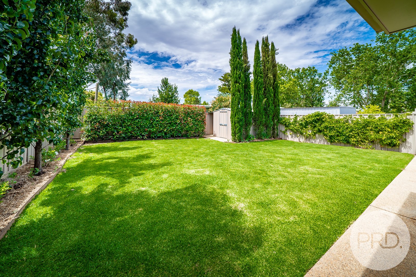 9A John Street KOORINGAL 11