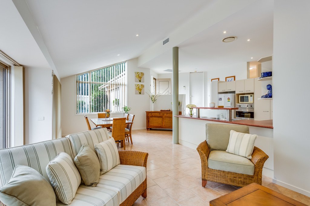 9a Keel Street SALAMANDER BAY 3