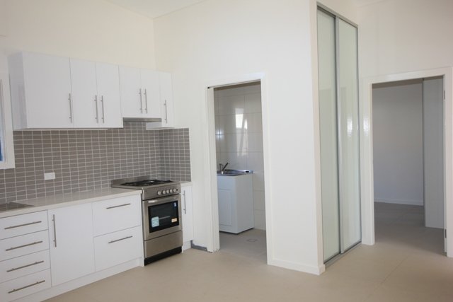 9a Leslie Street ROSELANDS 2