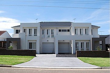9a Matthews Avenue EAST HILLS 1