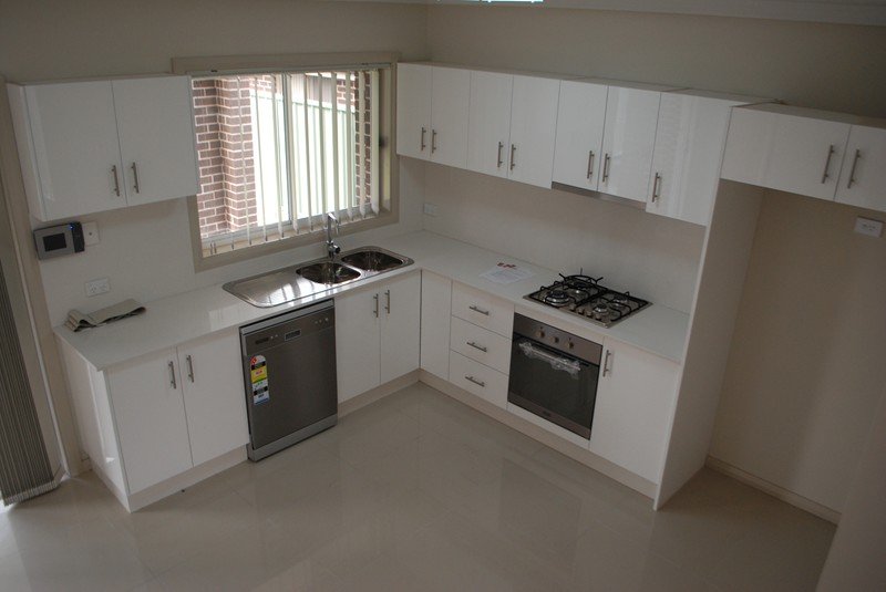 9A Matthews Avenue EAST HILLS 3