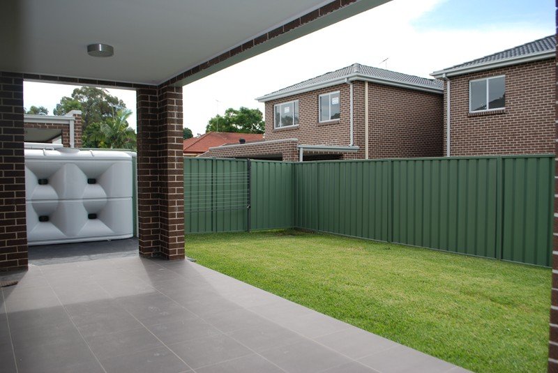 9A Matthews Avenue EAST HILLS 4