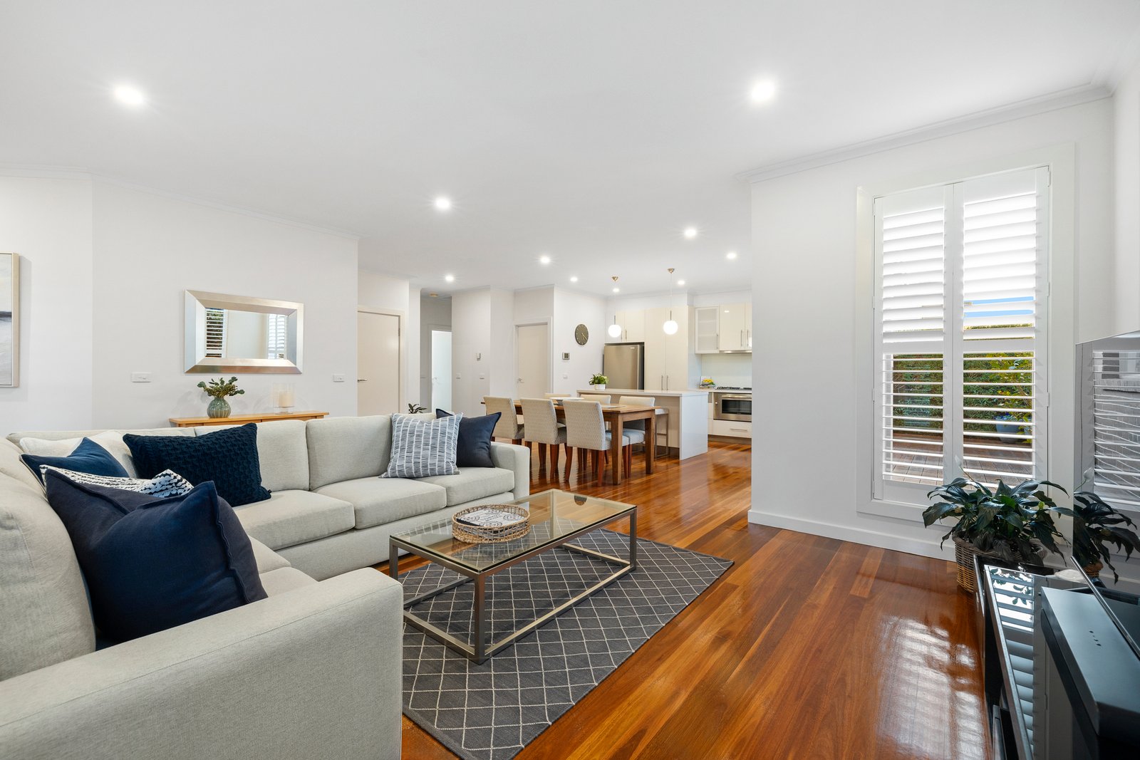 Gallery: 9A Monamie Avenue