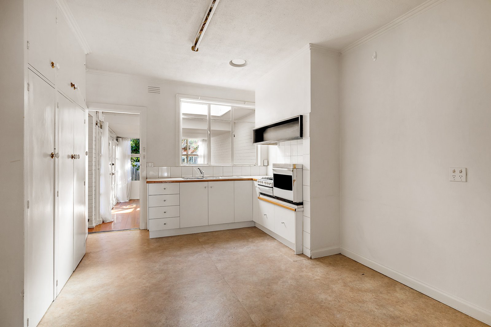 Gallery: 9a Montclair Avenue