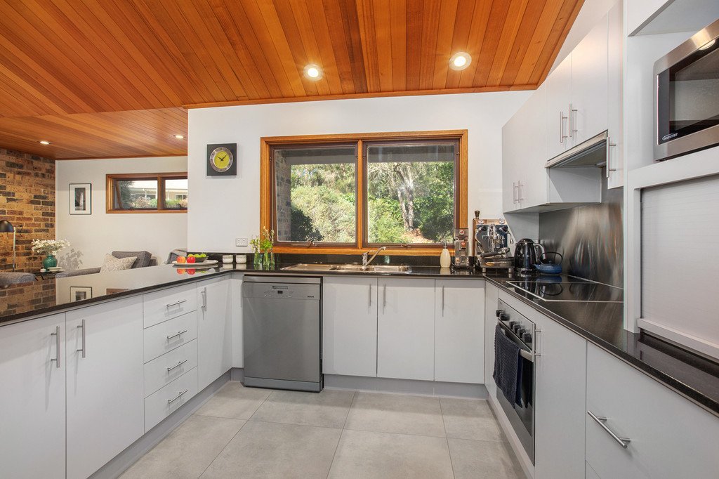 9A Moore Road BOLWARRA HEIGHTS 10