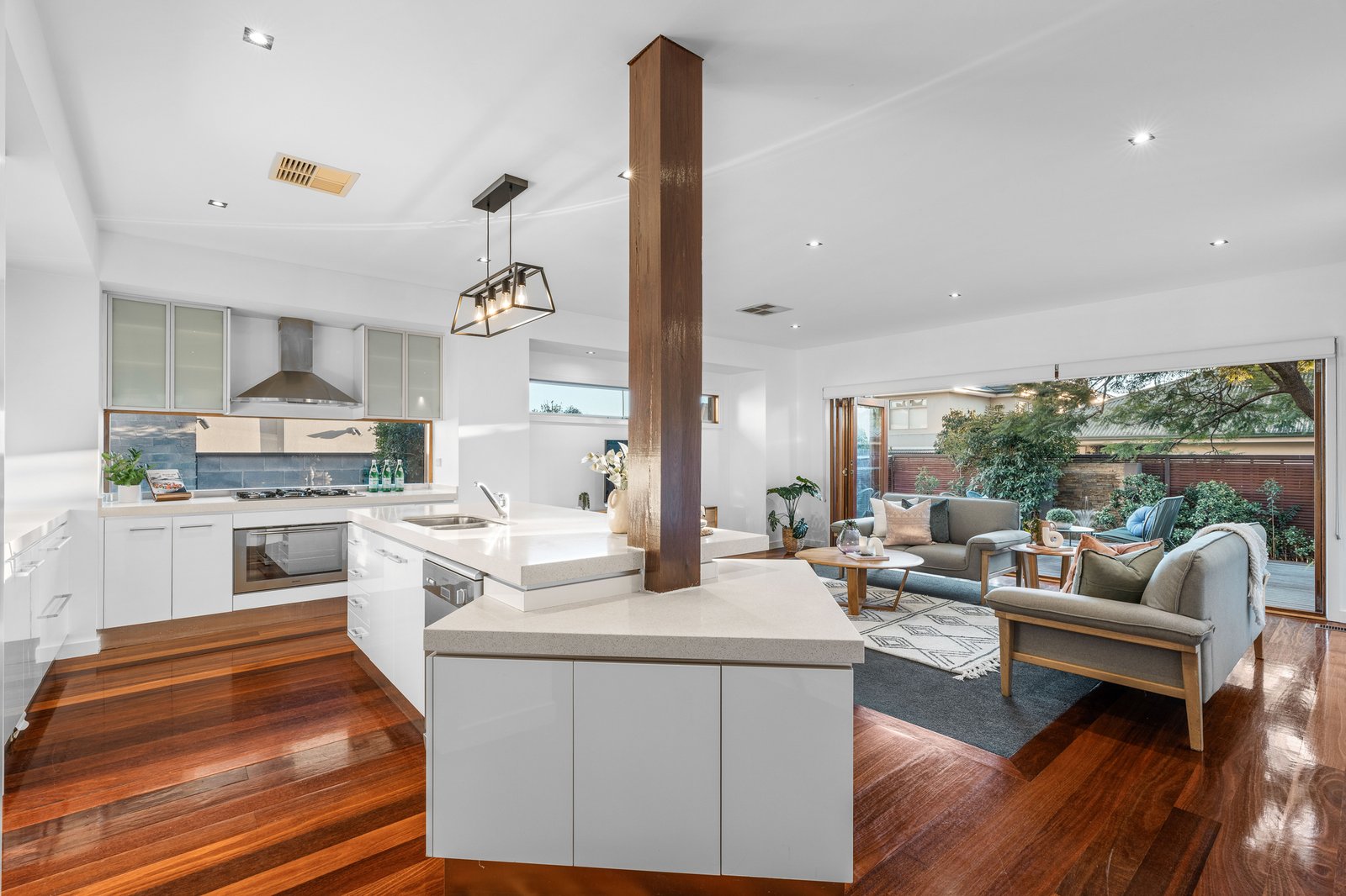 Gallery: 9A Murrong Avenue