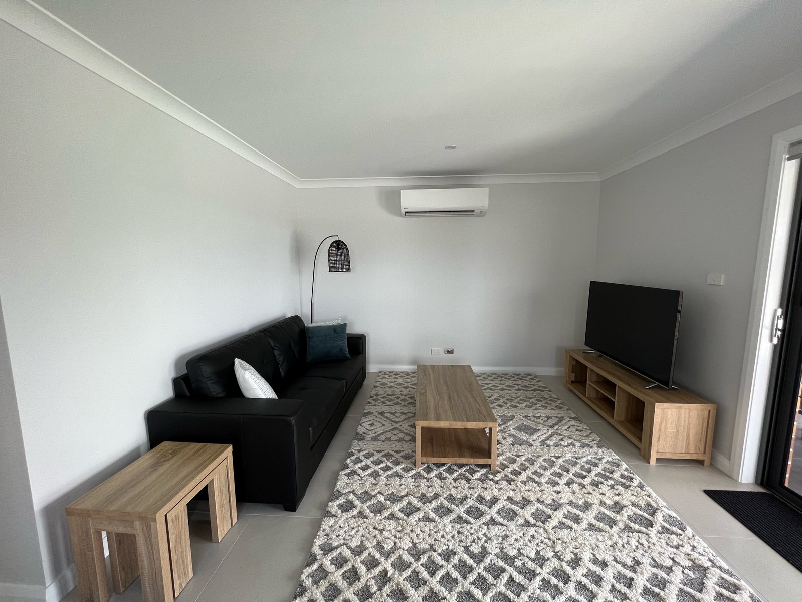 9a Palomino Place TAMWORTH 5
