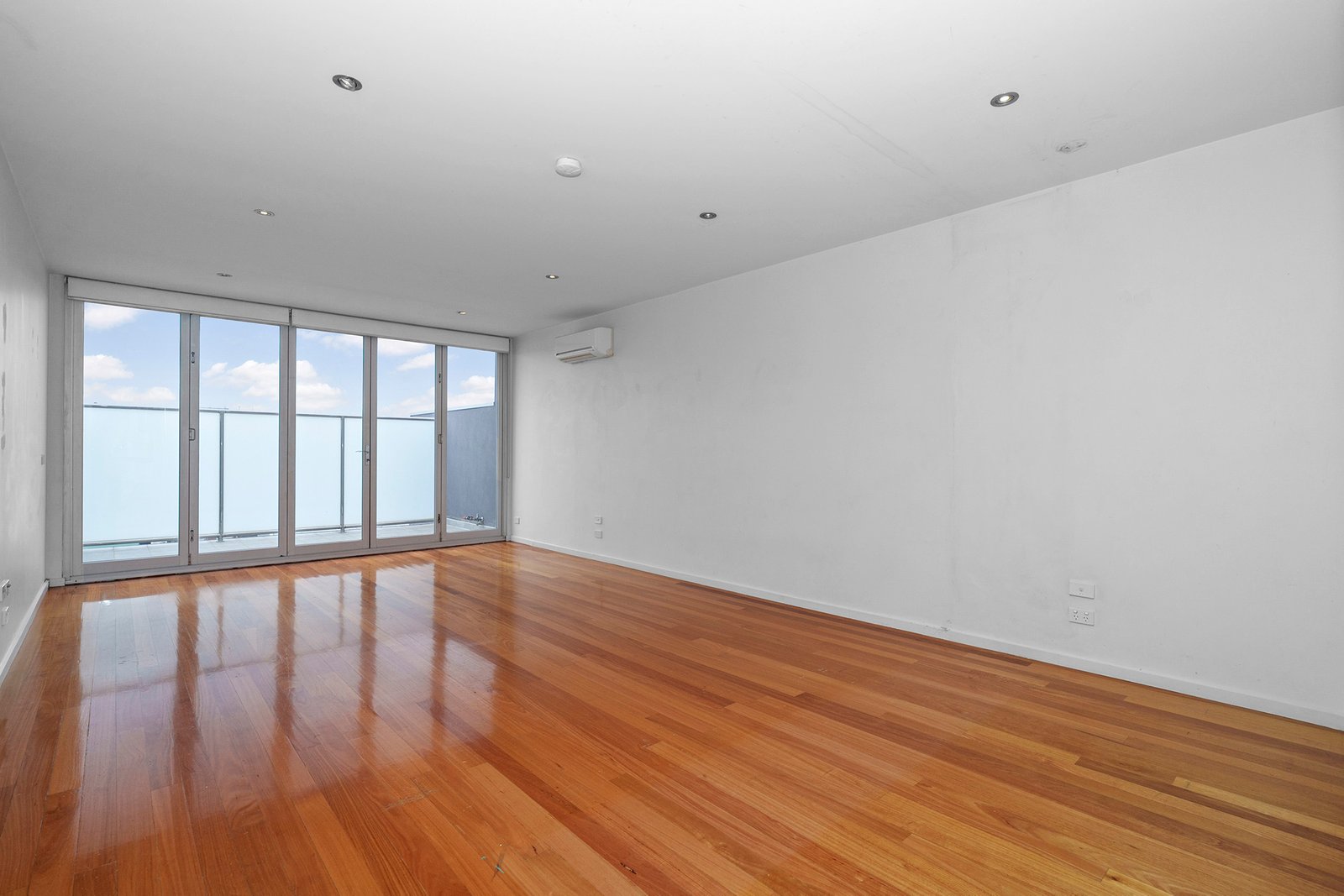 Real Estate and Property in 9A Thomas Place , Prahran, VIC